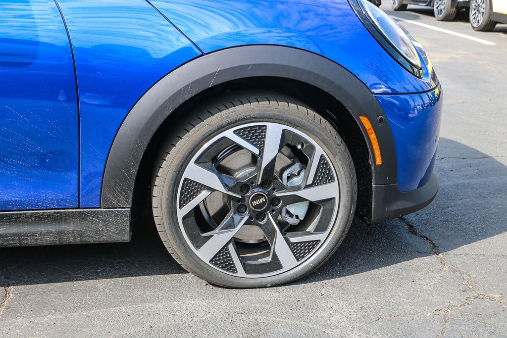 2025 Mini Cooper 2 Door Hardtop Signature photo 11