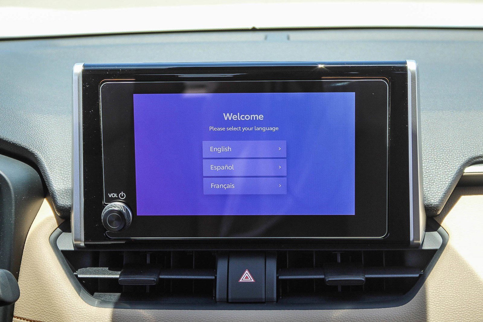 2025 Toyota RAV4 Hybrid XLE photo 17