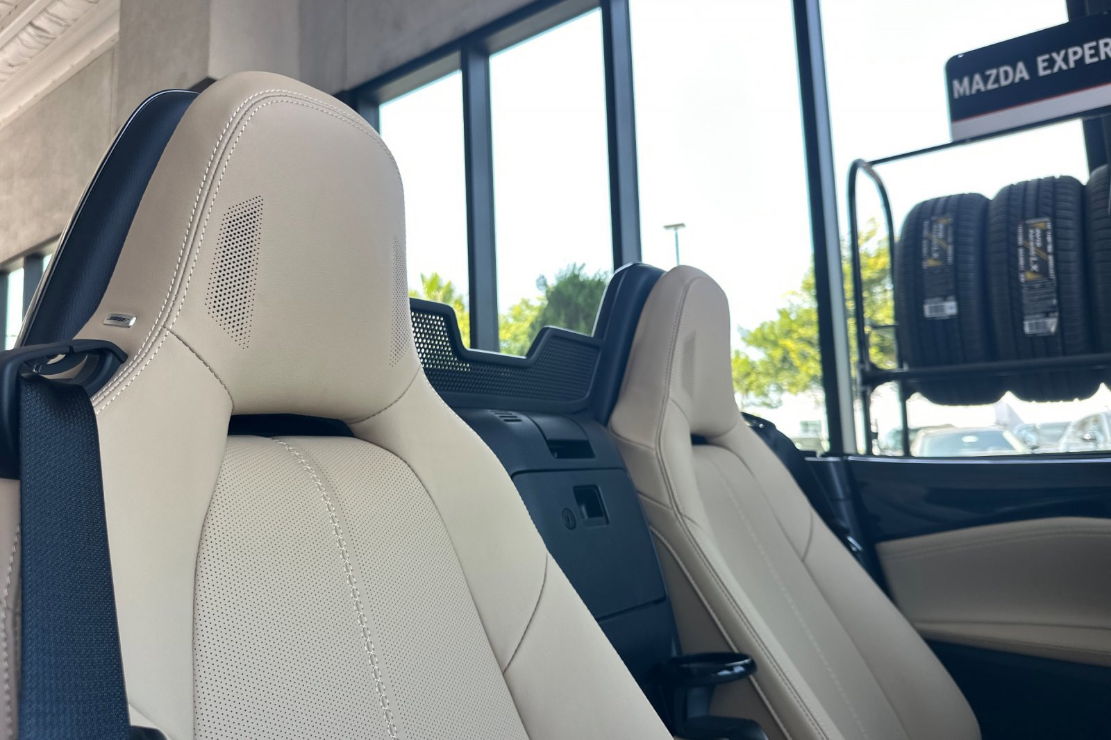 2025 Mazda MX-5 Miata Miata Grand Touring photo 17