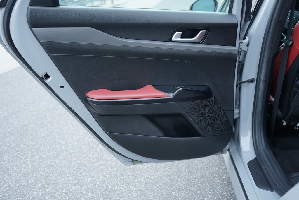 2021 Kia K5 GT-Line photo 6