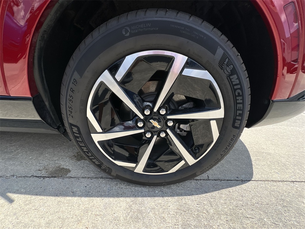 2024 Chevrolet Equinox EV 1LT photo 39