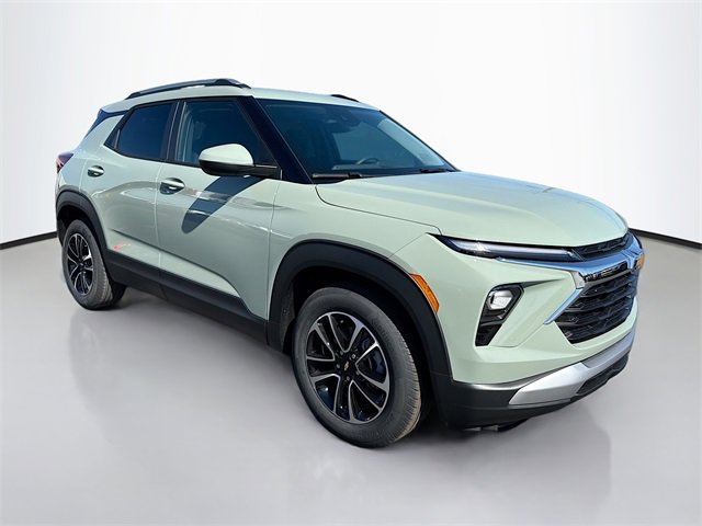2026 Chevrolet Trailblazer LT photo 3