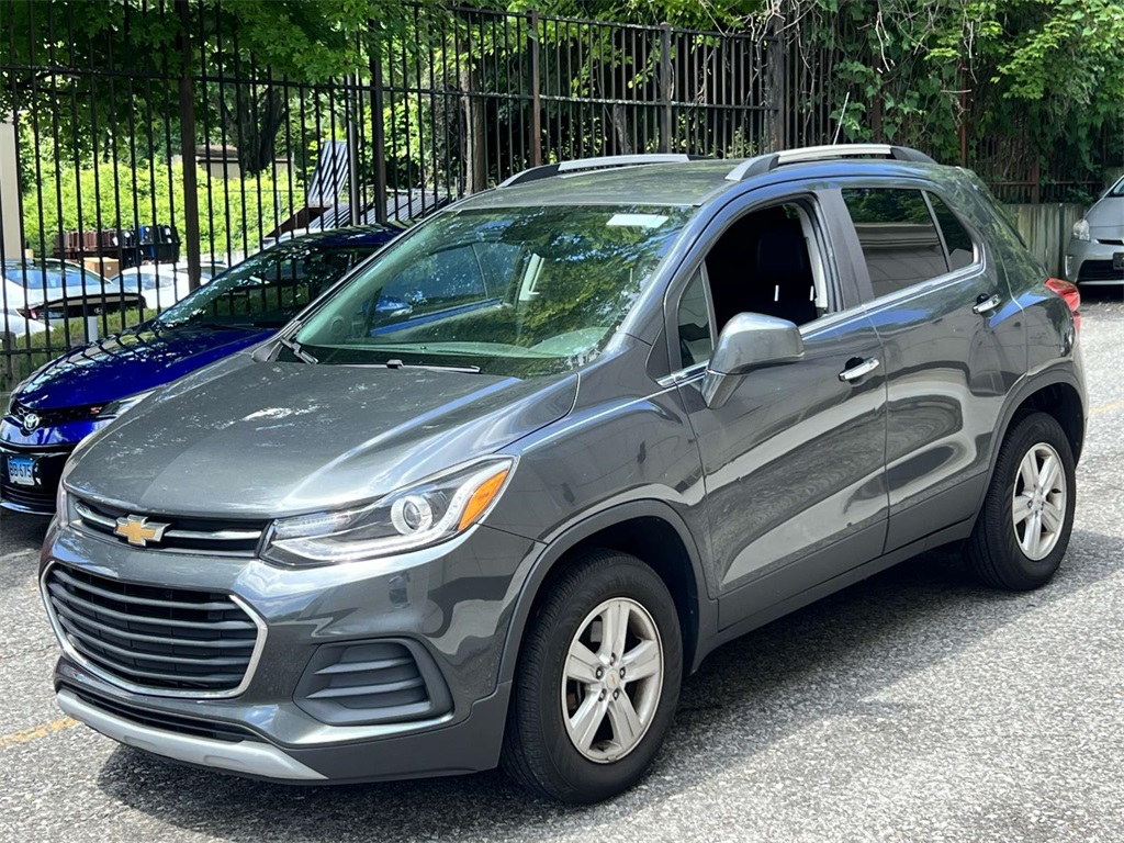 2017 Chevrolet Trax LT photo 3