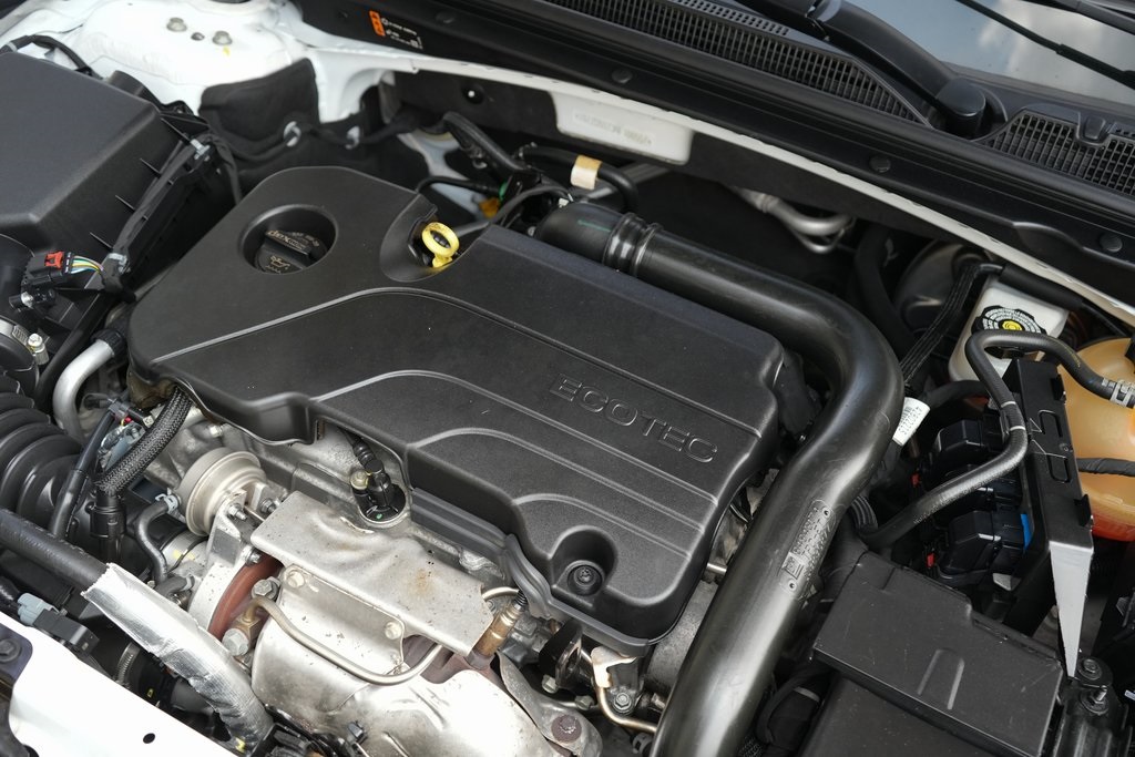 2022 Chevrolet Malibu 1LT photo 36