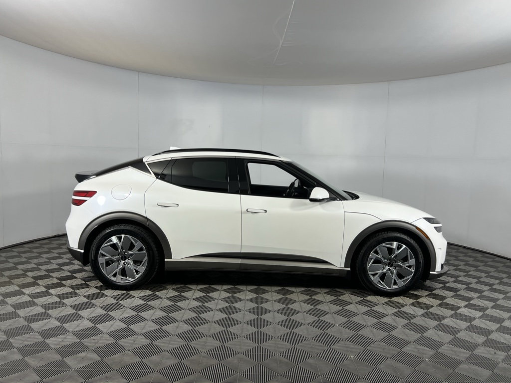 2025 Genesis GV60 RWD photo 5