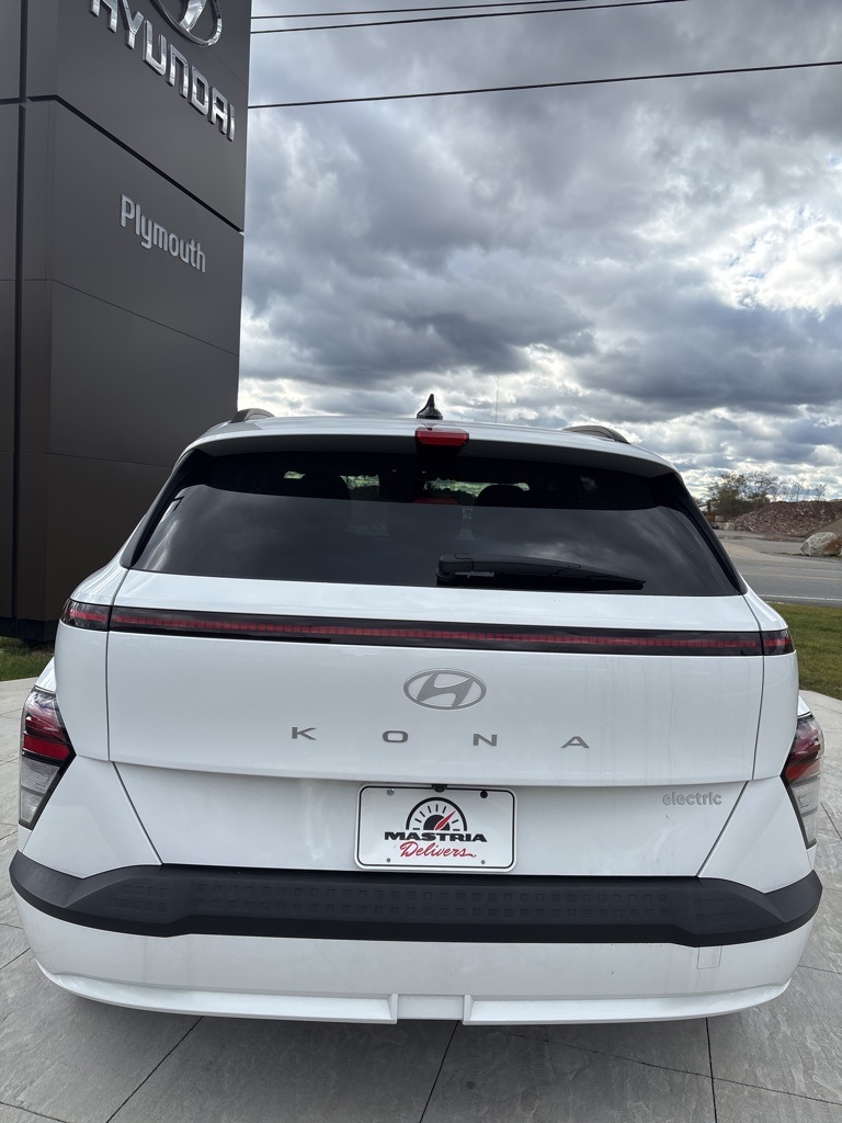 2024 Hyundai Kona Electric SEL photo 4