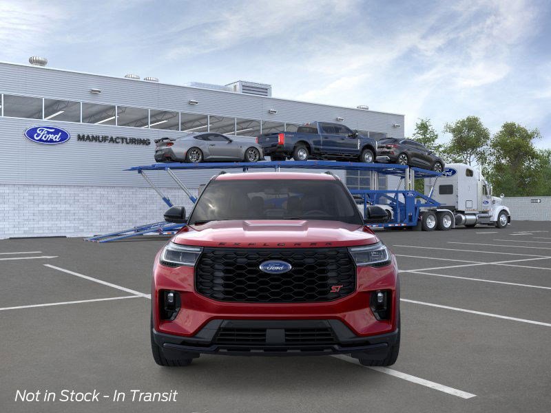 2025 Ford Explorer ST photo 2