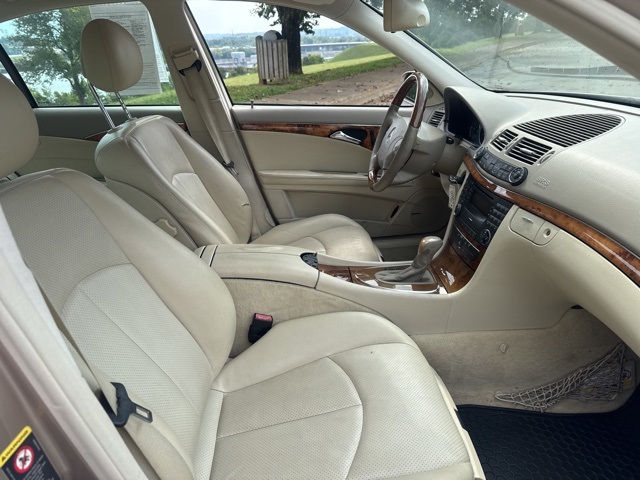 2003 Mercedes Benz E 320 photo 9