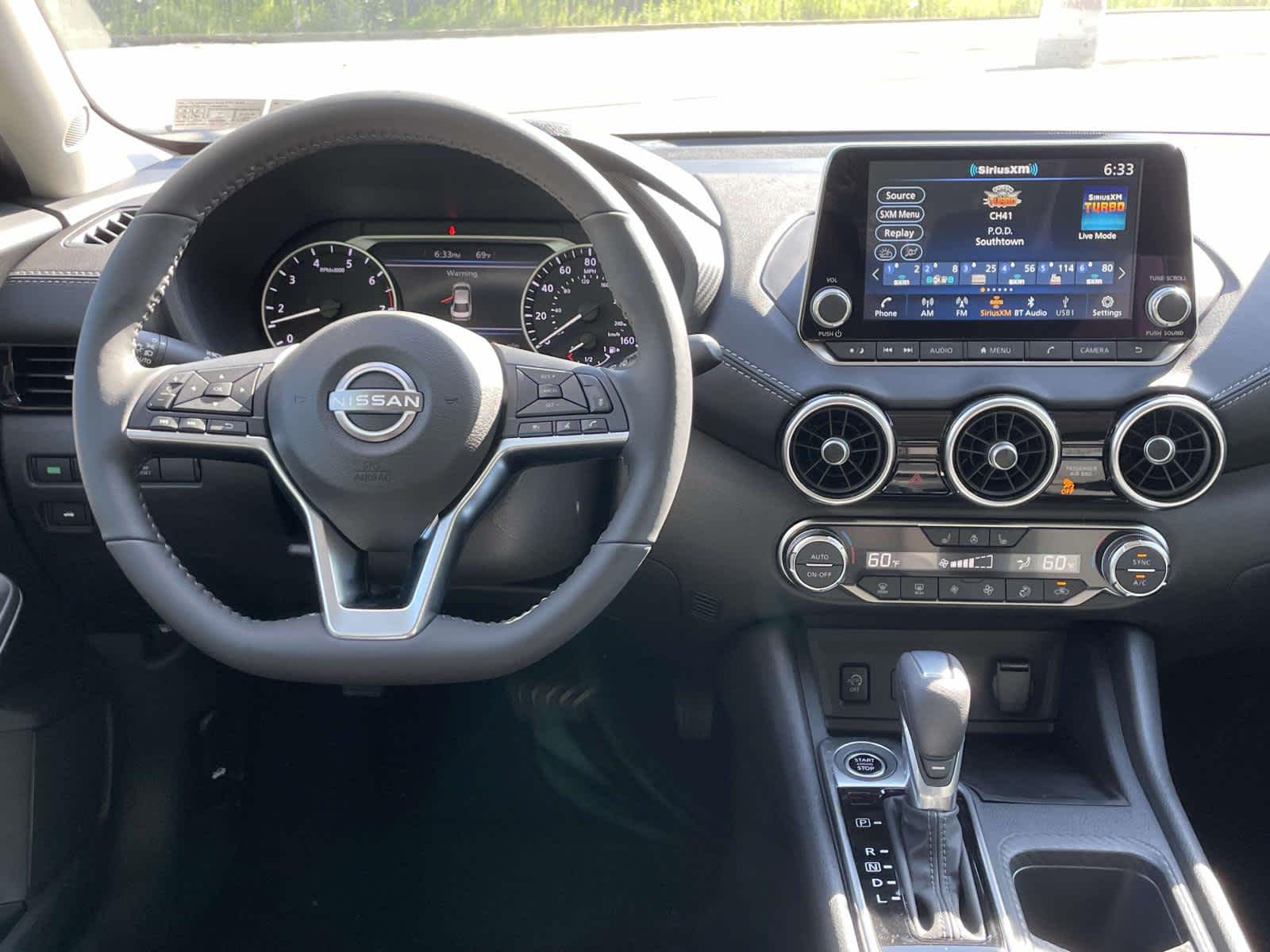 2025 Nissan Sentra SV photo 16