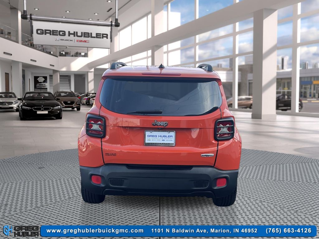 2015 Jeep Renegade Latitude photo 5