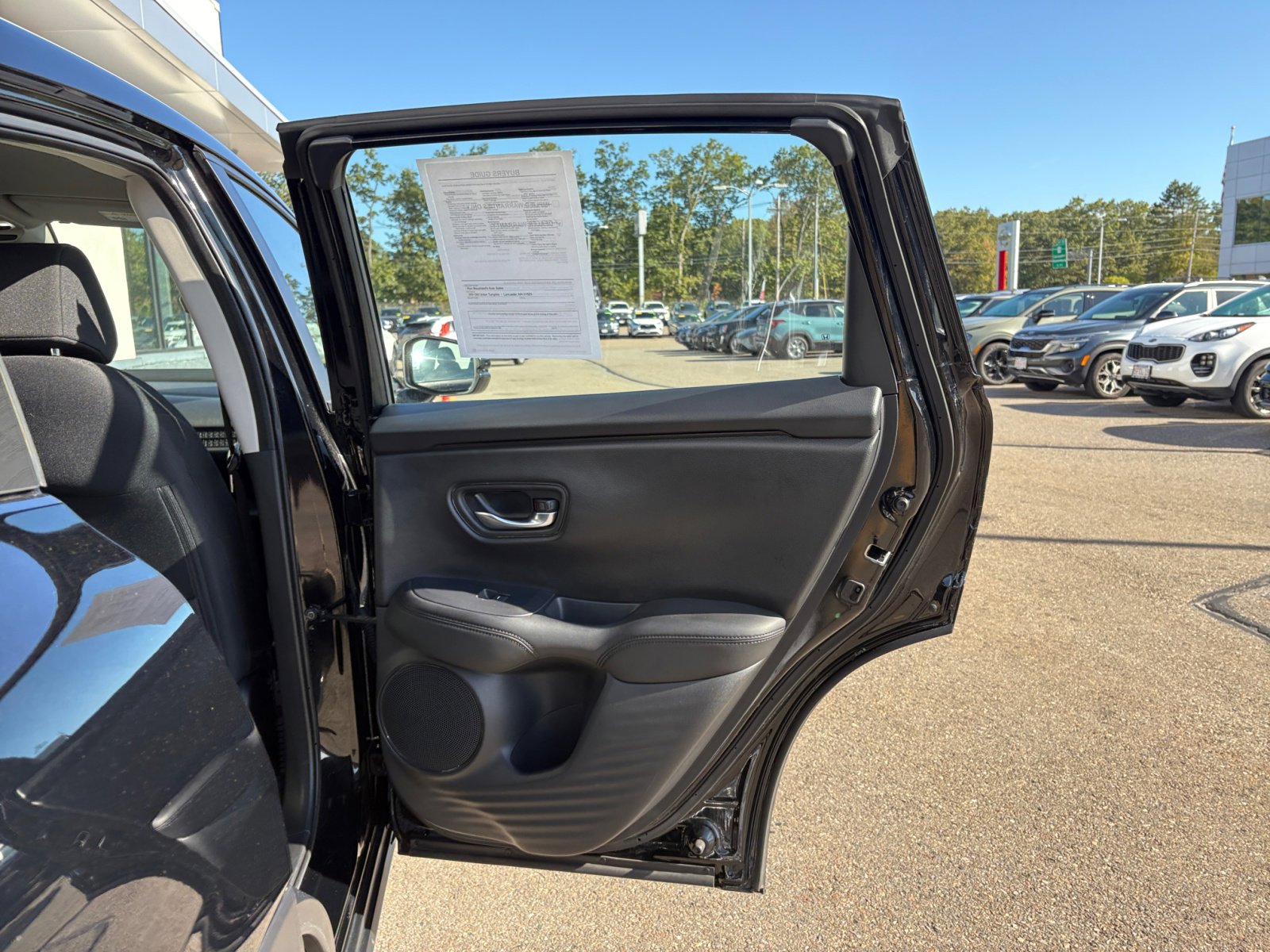 2023 Honda HR-V LX photo 33