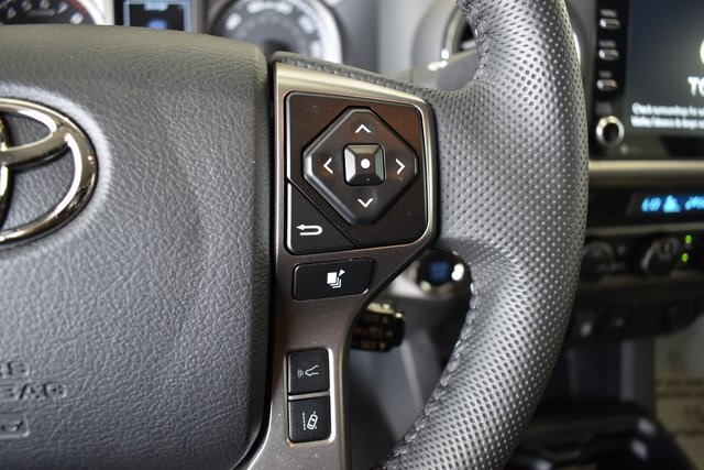 2023 Toyota Tacoma SR5 photo 18