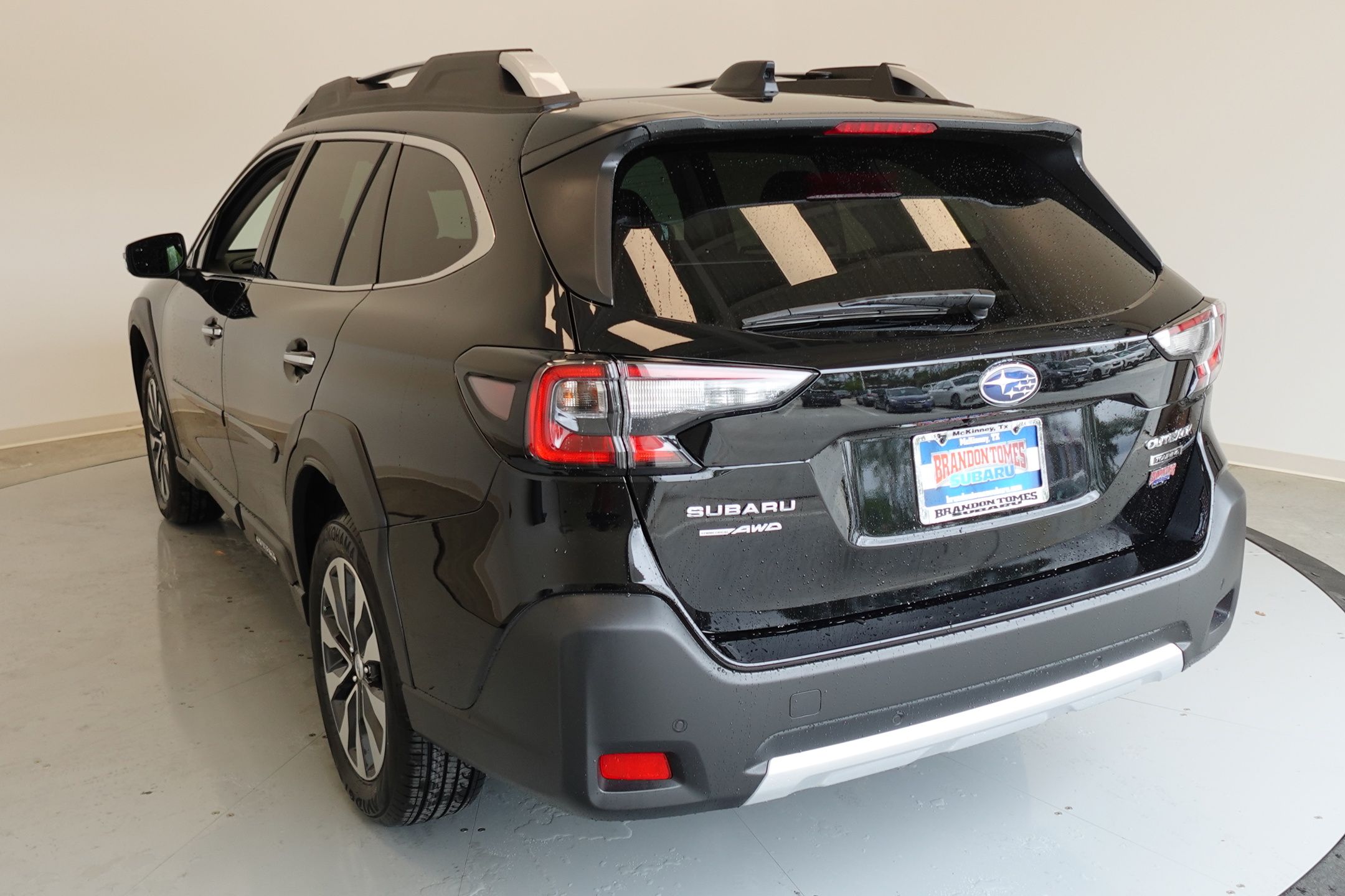 2025 Subaru Outback Touring photo 5