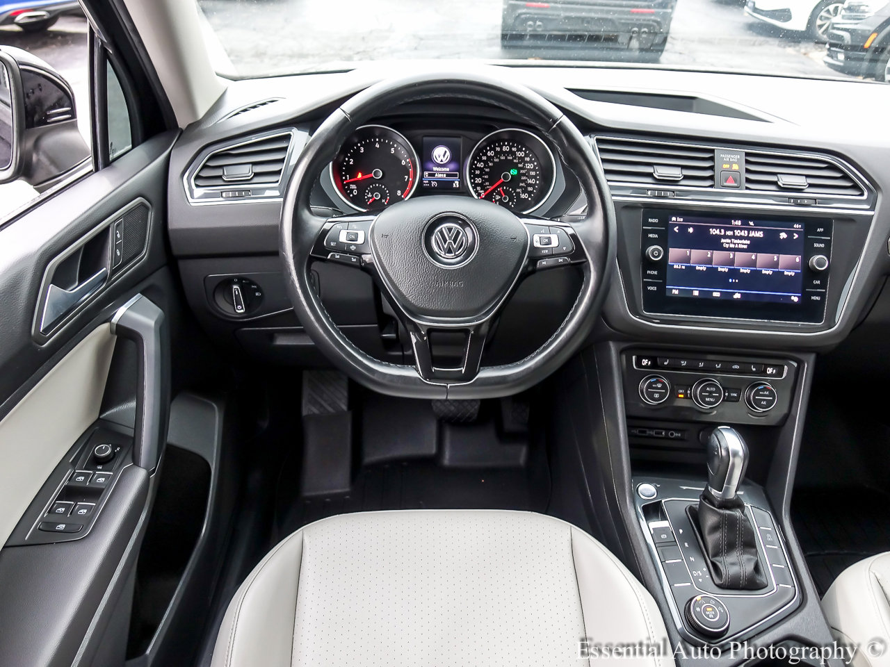 2019 VOLKSWAGEN TIGUAN - Image 10