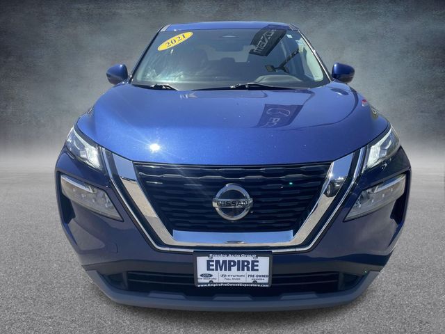 2021 Nissan Rogue SV photo 10