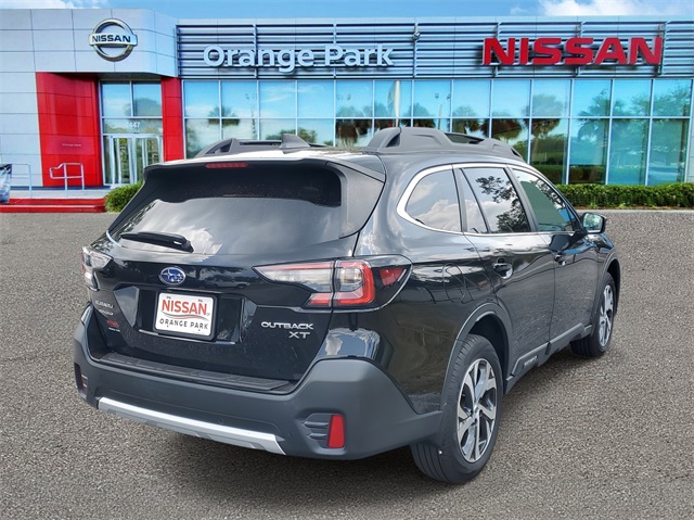 2022 Subaru Outback Limited XT photo 2