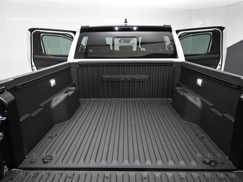2024 Toyota Tacoma photo 34