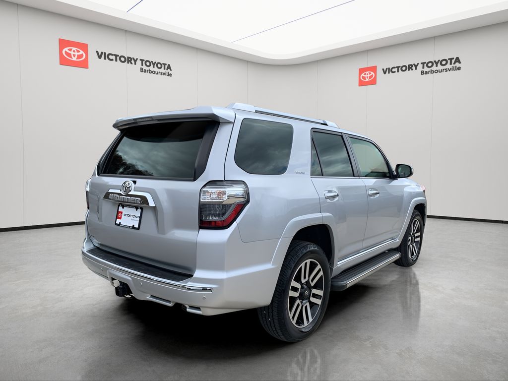 2022 Toyota 4Runner Limited photo 3
