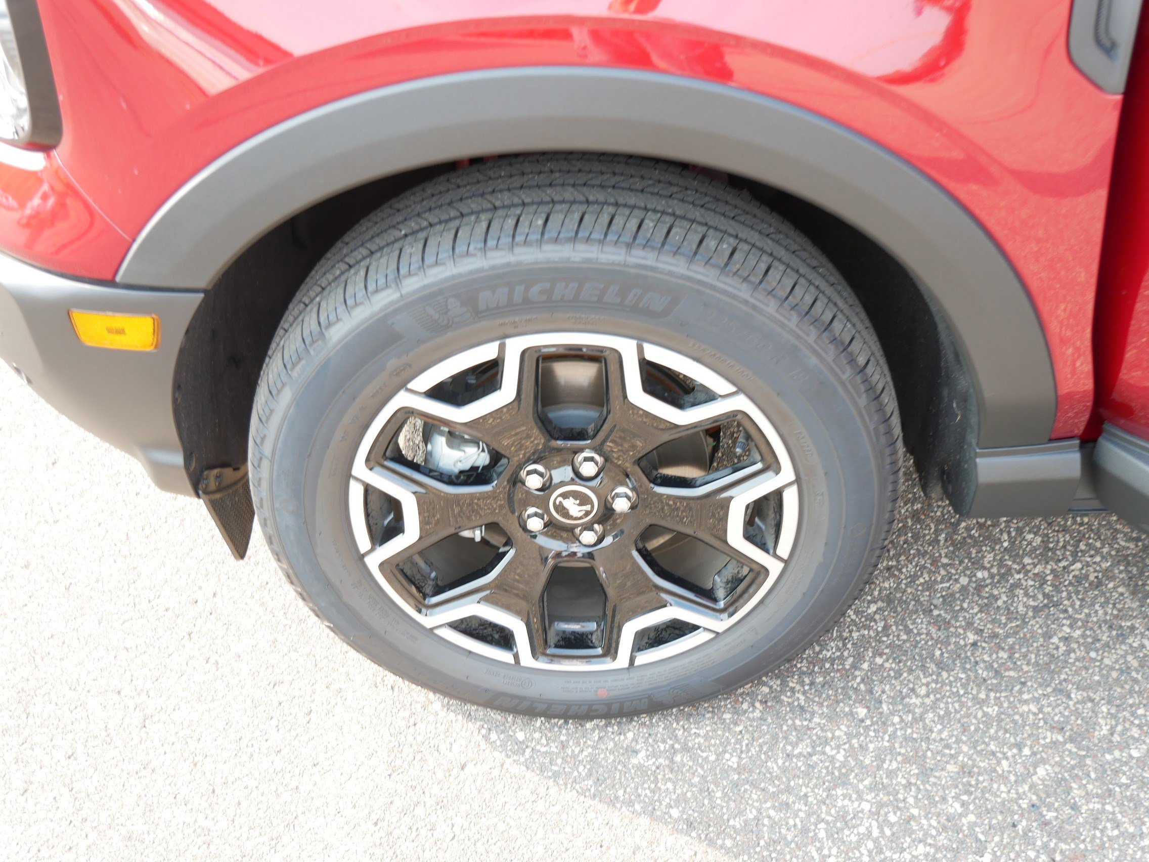 2025 Ford Bronco Sport Outer Banks photo 12