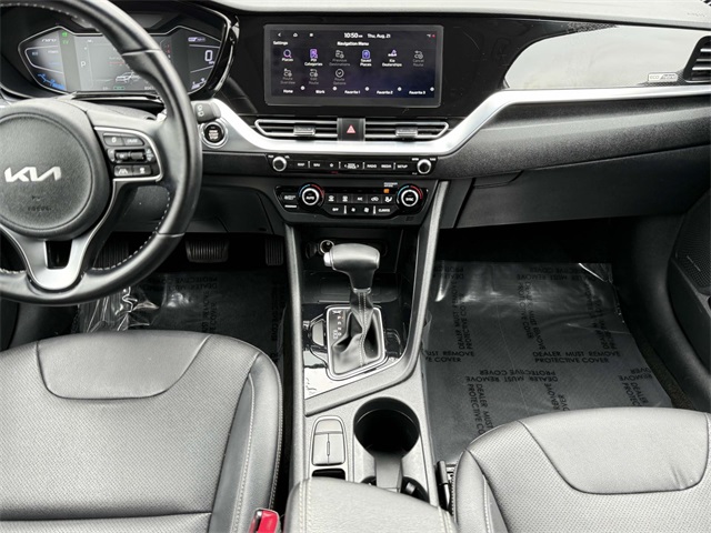 2022 Kia Niro Touring Special Edition photo 18