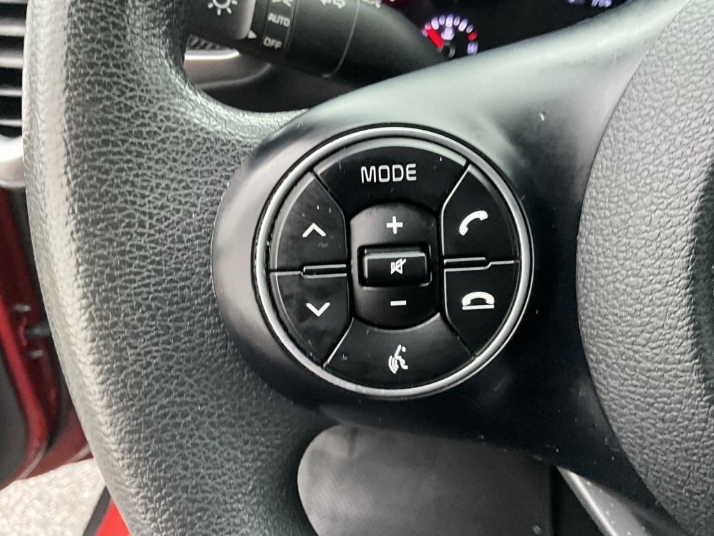 2021 Kia Soul LX photo 16