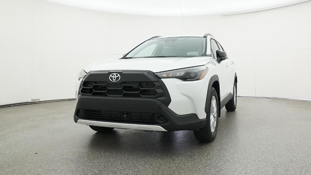 2026 Toyota Corolla Cross LE photo 4