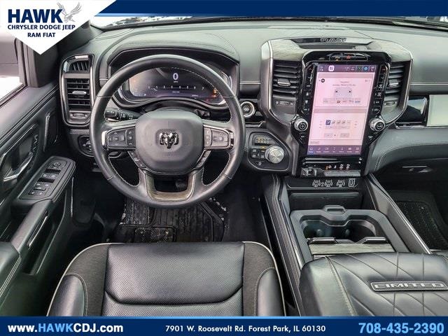 2025 RAM 1500 - Image 13