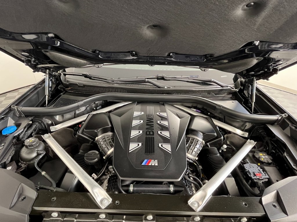 2025 Bmw X7 M60i photo 3