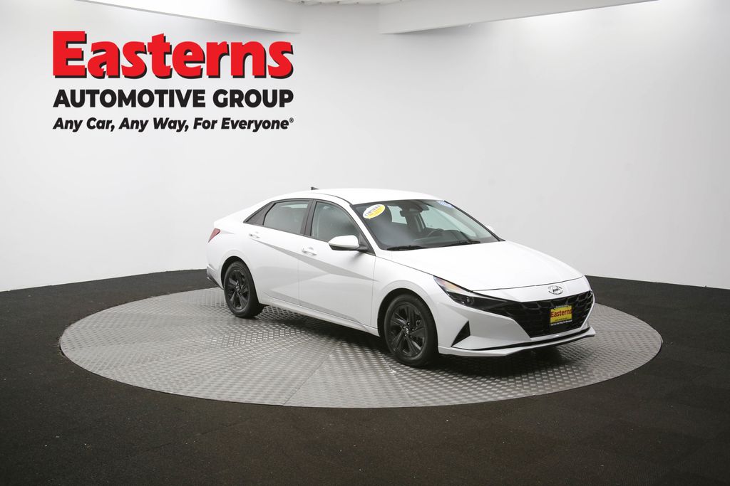 2022 Hyundai Elantra SEL Convenience photo 39