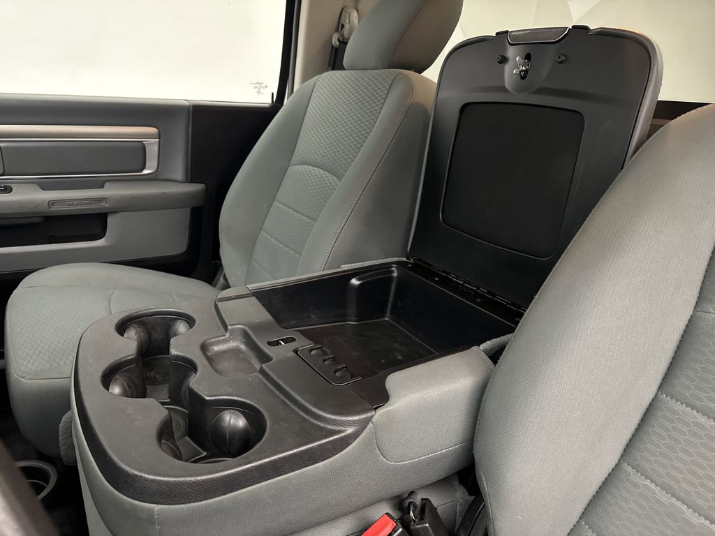 2018 Ram 3500 Tradesman SLT photo 15