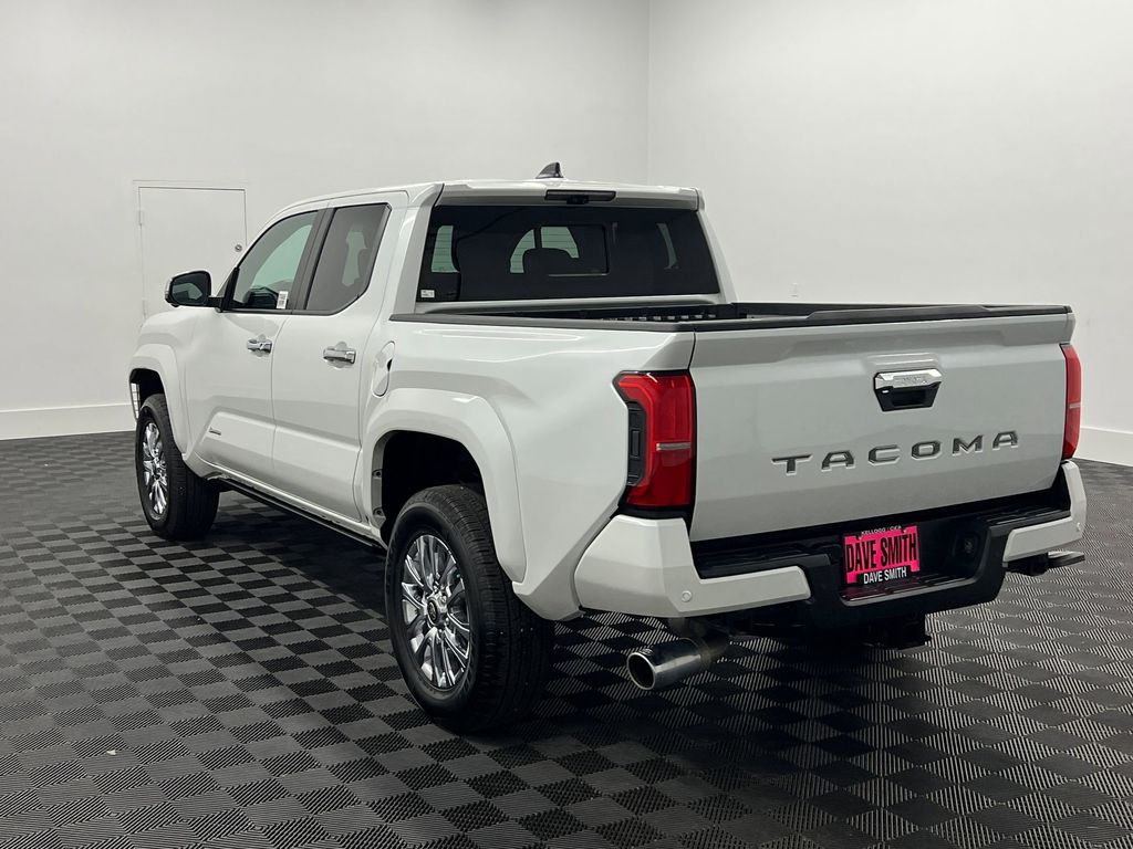 2024 Toyota Tacoma Limited photo 3