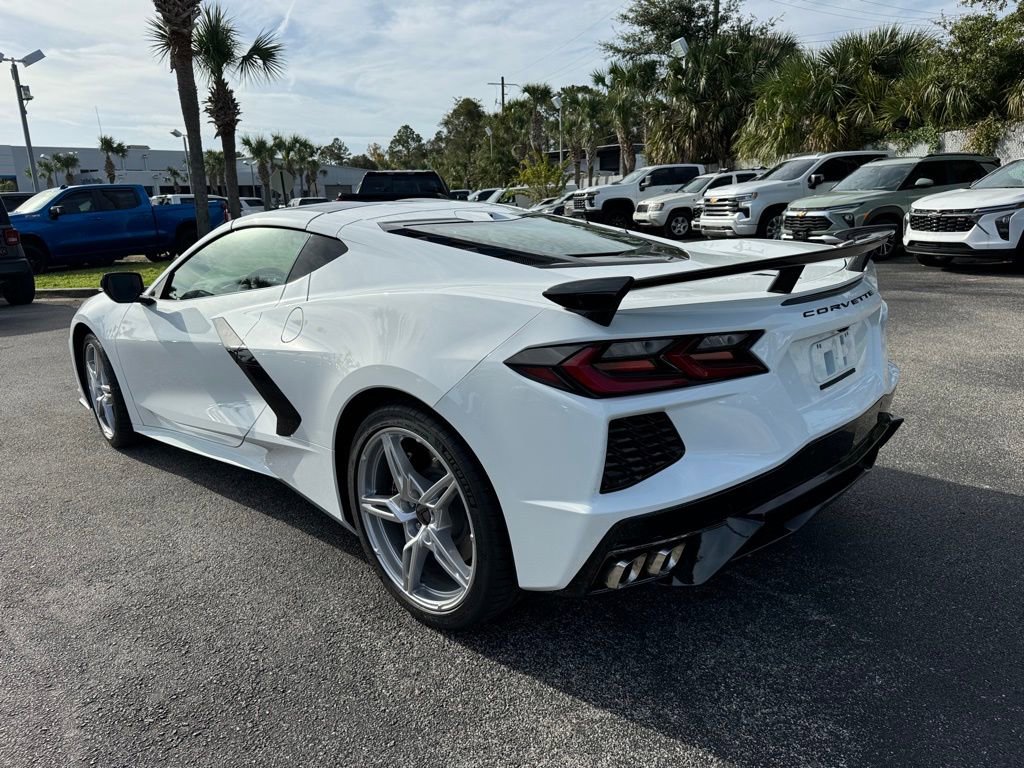 2025 Chevrolet Corvette Stingray 2LT photo 4