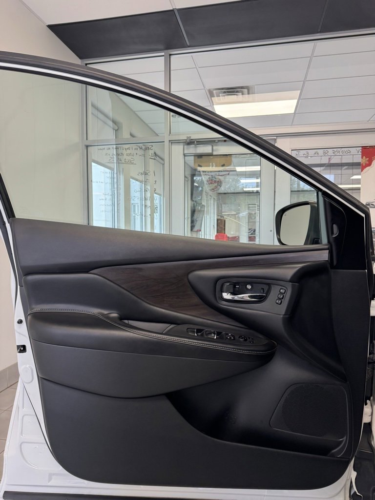 2020 Nissan Murano Platinum photo 10