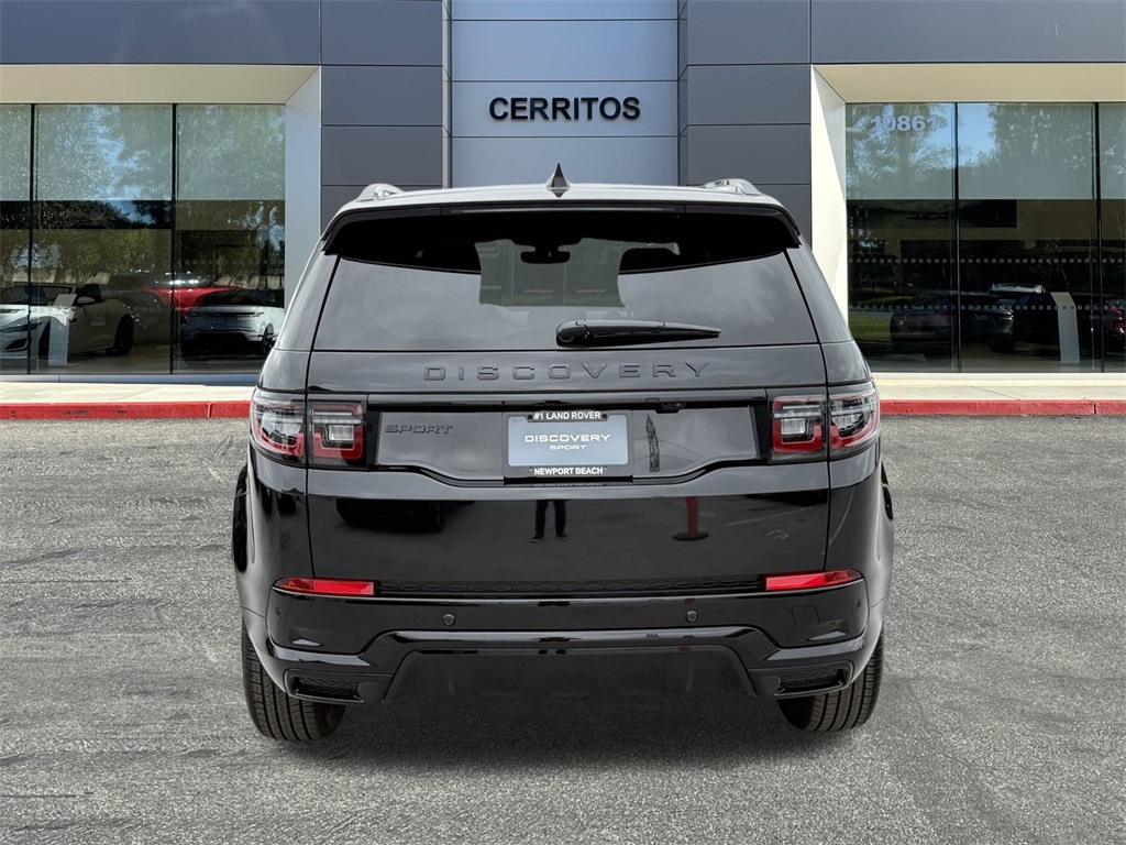 2025 Land Rover Discovery Sport SE photo 5