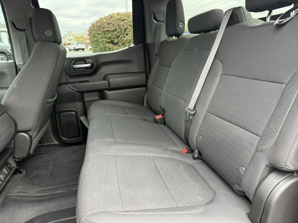 2021 CHEVROLET SILVERADO - Image 31