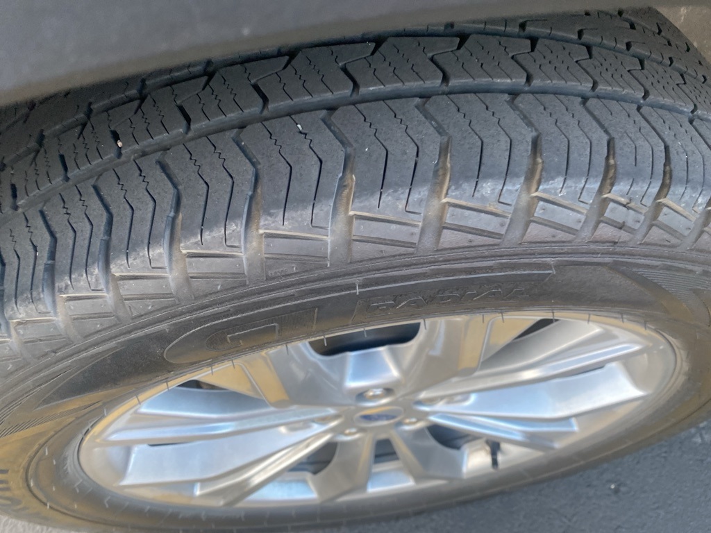 2021 Ford Explorer Limited photo 4