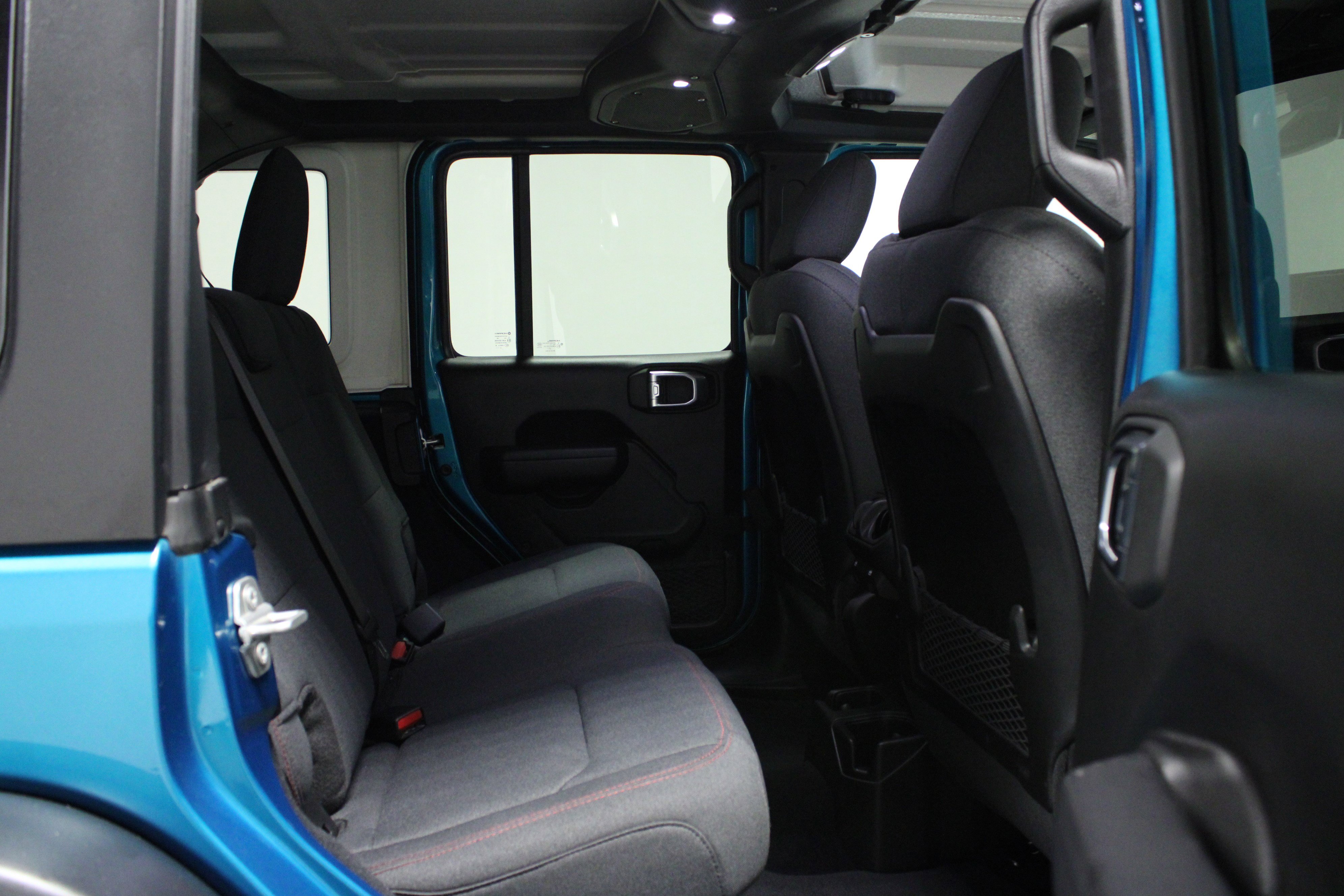 2024 Jeep Wrangler Rubicon photo 13