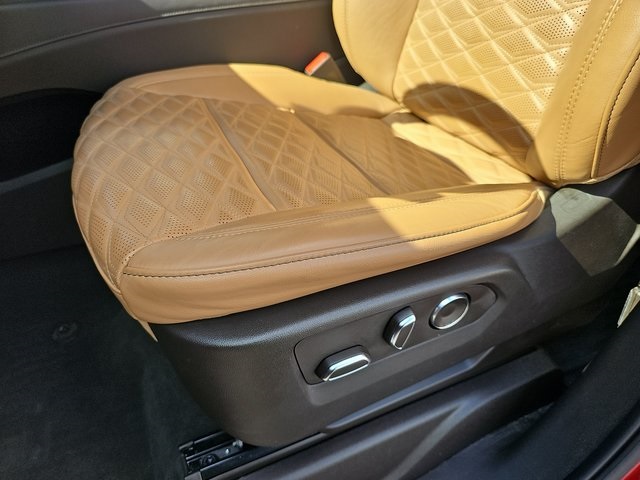 2023 Cadillac Escalade Premium Luxury photo 26