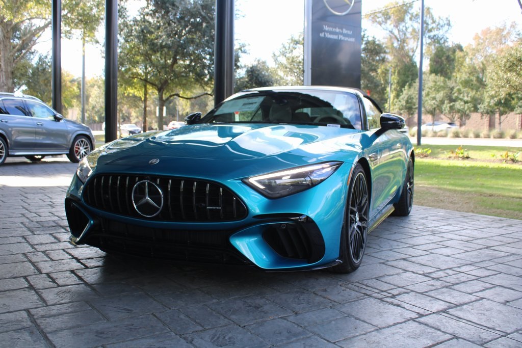 2024 Mercedes Benz SL AMG 63 photo 3