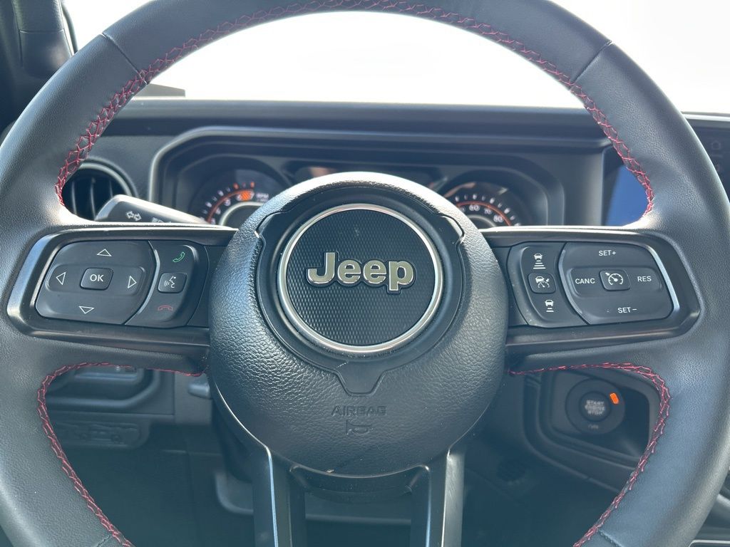 2024 Jeep Wrangler Rubicon photo 15