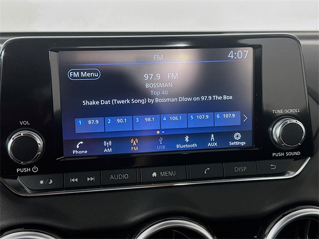 2025 Nissan Sentra S photo 13