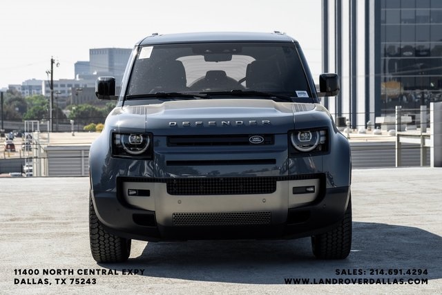 2026 Land Rover Defender 110 S photo 2