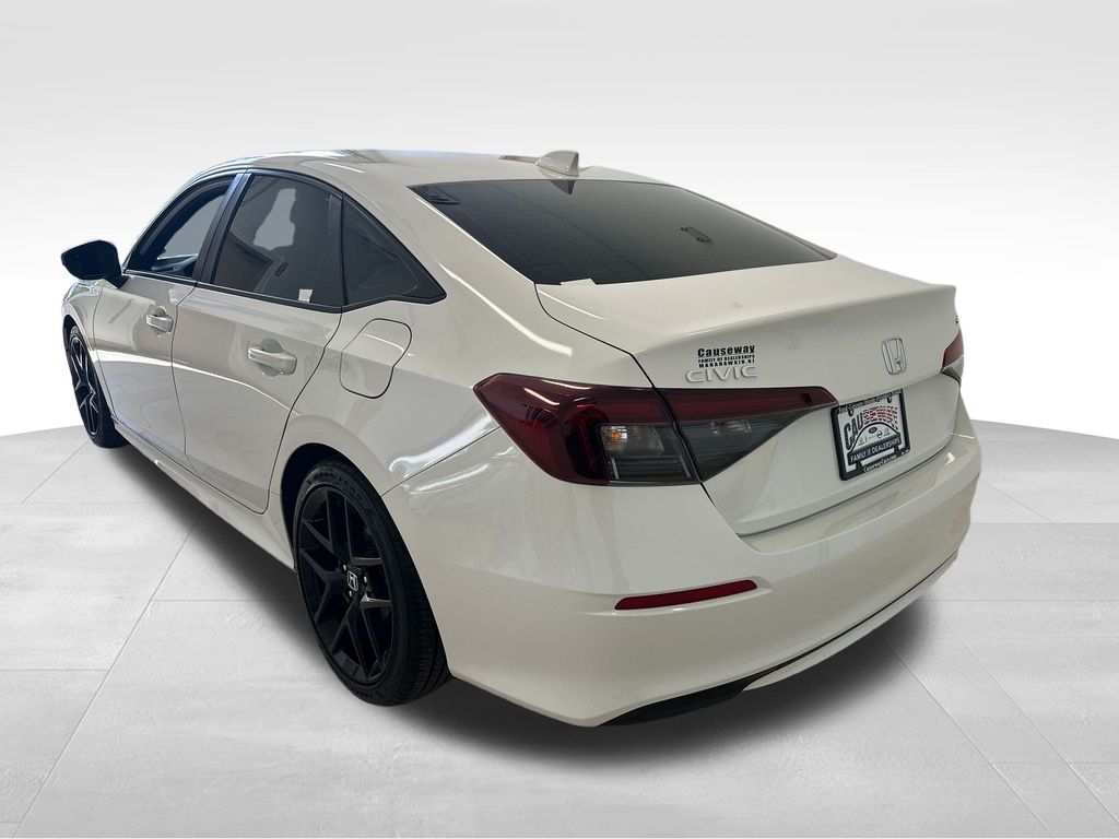 2025 Honda Civic Sport photo 4