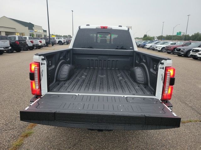 2026 Ford F-350 photo 24