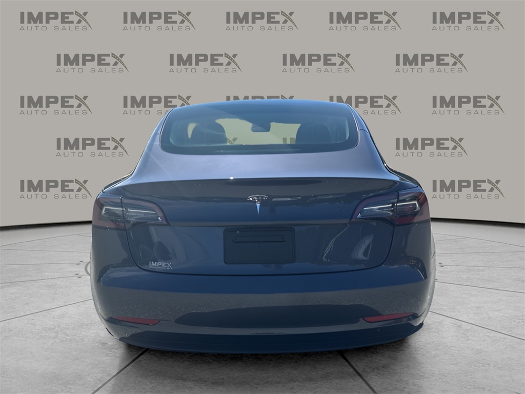 2023 Tesla Model 3 photo 4