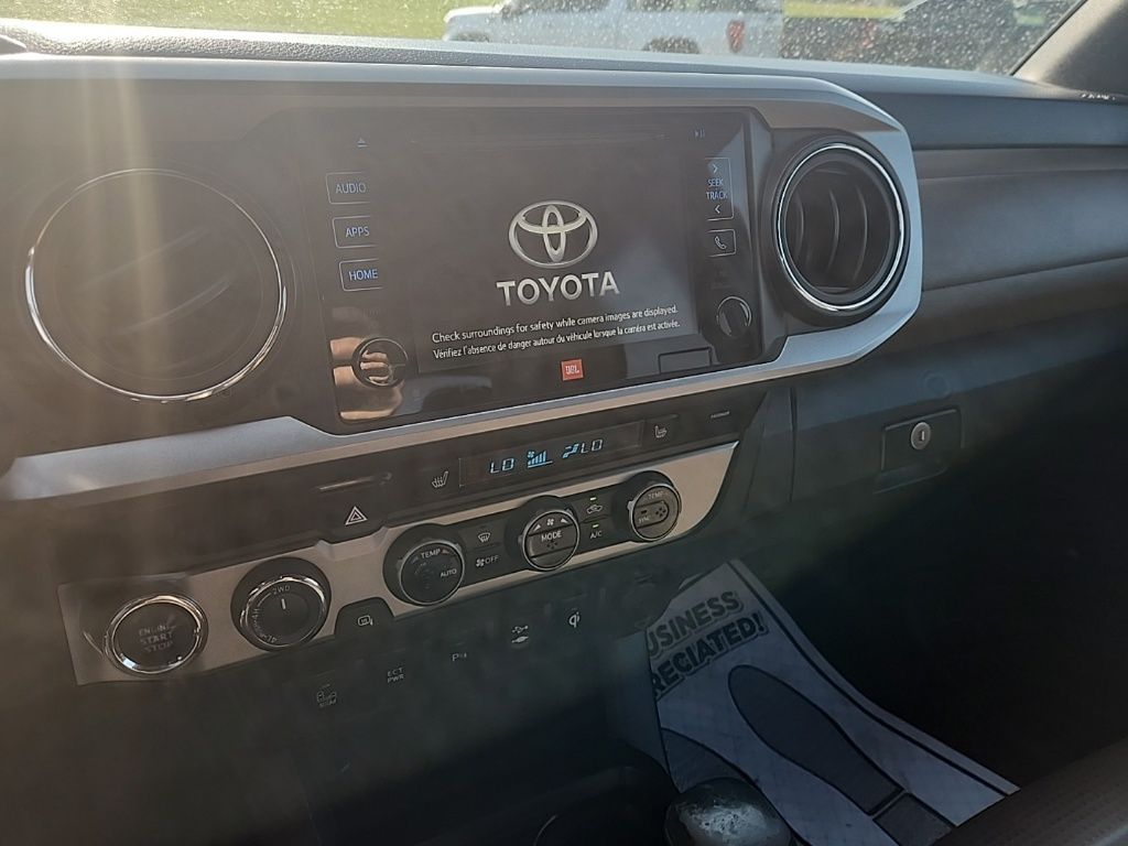 2017 Toyota Tacoma Limited photo 13