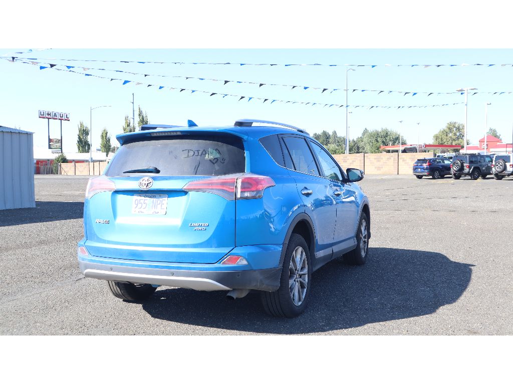 2016 Toyota RAV4 Limited photo 6