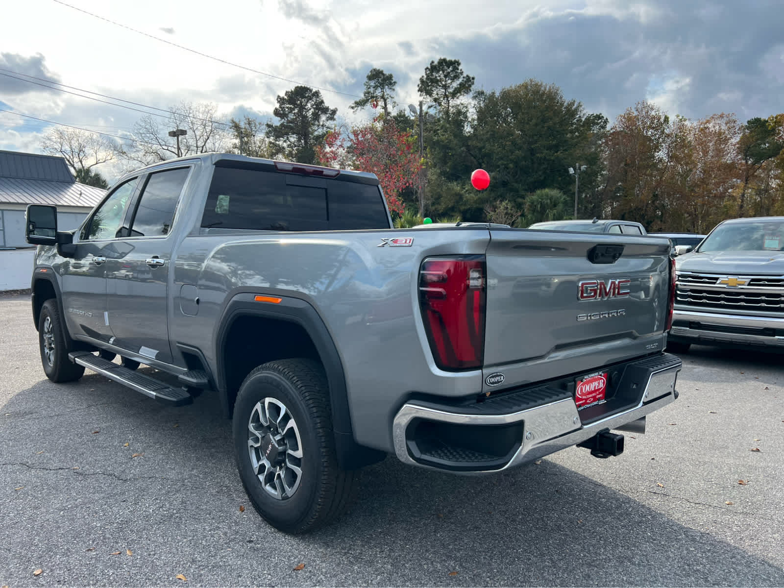 2026 Gmc Sierra 2500 HD SLT photo 4