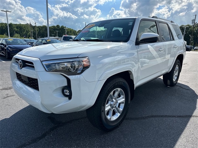 2024 Toyota 4Runner SR5 photo 7