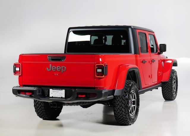 2025 Jeep Gladiator Rubicon photo 2